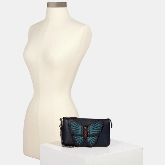 COACH $198 BUTTERFLY APPLIQUE LARGE WRISTLET 2954 Navy Whipstitch - Picture 4 of 5